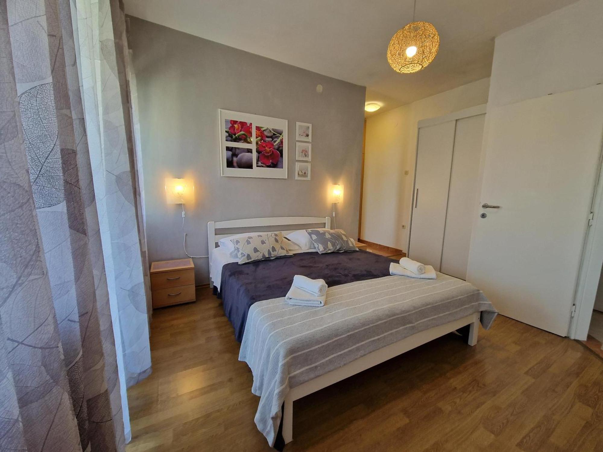 Apartments Godena 로비니 외부 사진